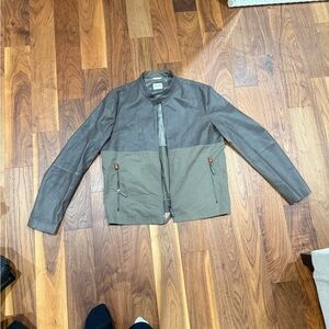 Armani Collezioni Gray Lightweight Jacket with Stand-Up Collar